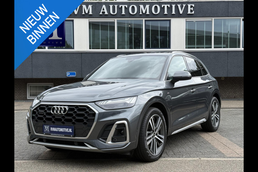 Audi Q5 55 TFSI e S edition VAN: 48.900,- VOOR: 44.877,- UW HERFSTVOORDEEL: 4.023,- S-LINE BINNEN + BUITEN |LUCHTVERING| ELEKTRISCHE TREKHAAK| 360 CAMERA| PANO| DODE HOEK SENSOR| ELEK. STOELEN | MATRIX| RECENT NOG ONDERHOUD GEHAD|