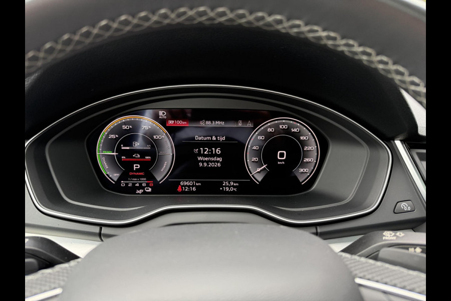 Audi Q5 55 TFSI e S edition VAN: 48.900,- VOOR: 44.877,- UW HERFSTVOORDEEL: 4.023,- S-LINE BINNEN + BUITEN |LUCHTVERING| ELEKTRISCHE TREKHAAK| 360 CAMERA| PANO| DODE HOEK SENSOR| ELEK. STOELEN | MATRIX| RECENT NOG ONDERHOUD GEHAD|
