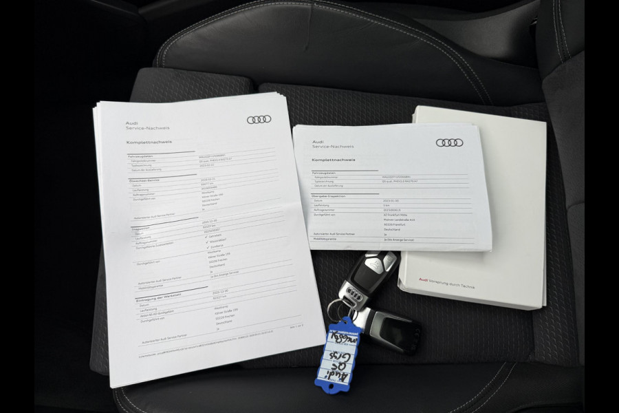 Audi Q5 55 TFSI e S edition VAN: 48.900,- VOOR: 44.877,- UW HERFSTVOORDEEL: 4.023,- S-LINE BINNEN + BUITEN |LUCHTVERING| ELEKTRISCHE TREKHAAK| 360 CAMERA| PANO| DODE HOEK SENSOR| ELEK. STOELEN | MATRIX| RECENT NOG ONDERHOUD GEHAD|
