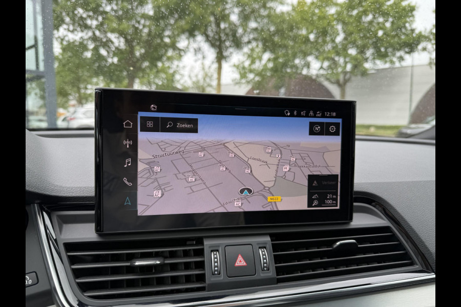 Audi Q5 55 TFSI e S edition VAN: 48.900,- VOOR: 44.877,- UW HERFSTVOORDEEL: 4.023,- S-LINE BINNEN + BUITEN |LUCHTVERING| ELEKTRISCHE TREKHAAK| 360 CAMERA| PANO| DODE HOEK SENSOR| ELEK. STOELEN | MATRIX| RECENT NOG ONDERHOUD GEHAD|