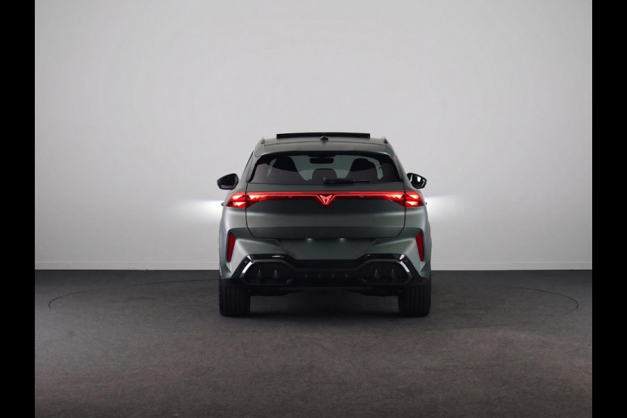 CUPRA Terramar 1.5 TSI e-Hybrid VZ Tribe Edition 272pk DSG | 360 Camera | Trekhaak | Panoramadak | Head up display | Sennheiser | 360 Camera |