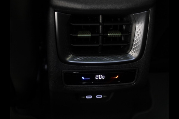 CUPRA Terramar 1.5 TSI e-Hybrid VZ Tribe Edition 272pk DSG | 360 Camera | Trekhaak | Panoramadak | Head up display | Sennheiser | 360 Camera |