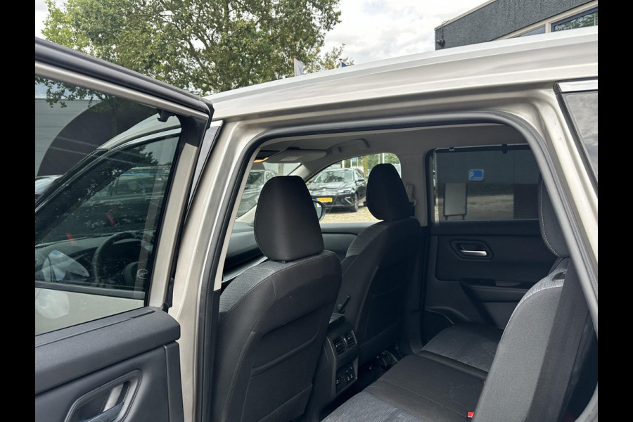 Nissan X-Trail 1.5 e-4orce N-Connecta 4WD 7p. VAN:43.900,- VOOR:39.877,- UW HERFSTVOORDEEL:4.023,- 7 PERSOONS| ACHTERBANK VERWARMD| STOEL + STUURVERWARMING| 360 CAMERA| ELEKTRISCHE ACHTERKLEP| ADAPTIVE CRUISE CONTROL| NISSAN GARANTIE|