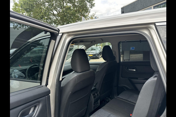 Nissan X-Trail 1.5 e-4orce N-Connecta 4WD 7p. VAN:43.900,- VOOR:39.877,- UW HERFSTVOORDEEL:4.023,- 7 PERSOONS| ACHTERBANK VERWARMD| STOEL + STUURVERWARMING| 360 CAMERA| ELEKTRISCHE ACHTERKLEP| ADAPTIVE CRUISE CONTROL| NISSAN GARANTIE|