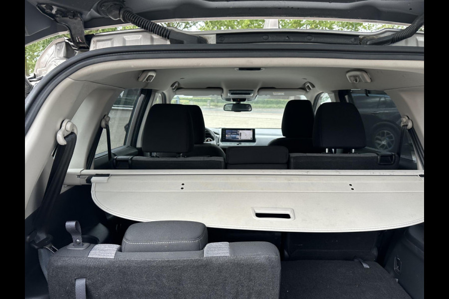 Nissan X-Trail 1.5 e-4orce N-Connecta 4WD 7p. VAN:43.900,- VOOR:39.877,- UW HERFSTVOORDEEL:4.023,- 7 PERSOONS| ACHTERBANK VERWARMD| STOEL + STUURVERWARMING| 360 CAMERA| ELEKTRISCHE ACHTERKLEP| ADAPTIVE CRUISE CONTROL| NISSAN GARANTIE|