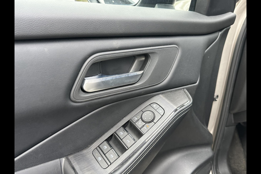 Nissan X-Trail 1.5 e-4orce N-Connecta 4WD 7p. VAN:43.900,- VOOR:39.877,- UW HERFSTVOORDEEL:4.023,- 7 PERSOONS| ACHTERBANK VERWARMD| STOEL + STUURVERWARMING| 360 CAMERA| ELEKTRISCHE ACHTERKLEP| ADAPTIVE CRUISE CONTROL| NISSAN GARANTIE|