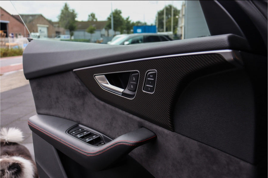 Audi RSQ8 4.0 V8 **Dynamic Plus/Keramisch/Carbon exterieur/Alcantara/360/B&O**