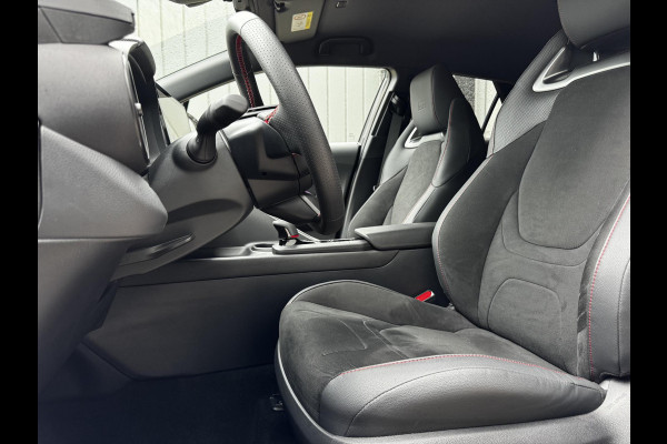 Toyota C-HR 2.0 Plug-in Hybrid 220 GR SPORT | Digitale Binnenspiegel | Dode Hoek Detectie | HUD | Adaptive CC | GR stoelen | Smart Phone Entry | Camera |