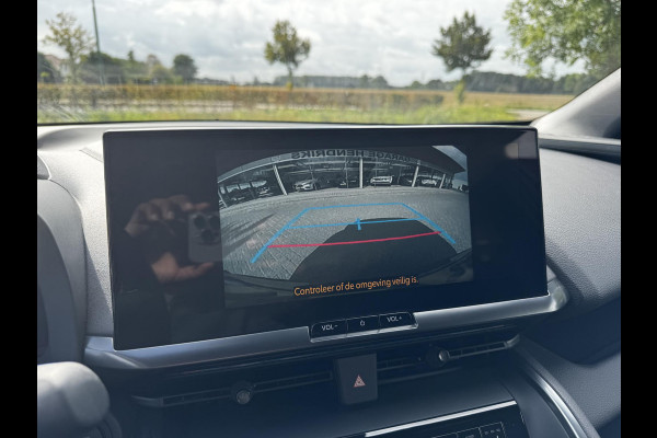 Toyota C-HR 2.0 Plug-in Hybrid 220 GR SPORT | Digitale Binnenspiegel | Dode Hoek Detectie | HUD | Adaptive CC | GR stoelen | Smart Phone Entry | Camera |