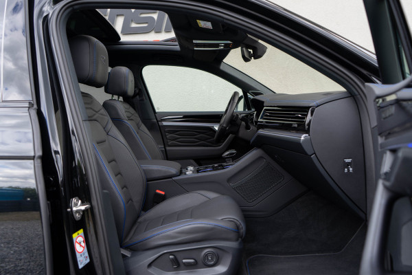Volkswagen Touareg 3.0 TSI eHybrid 4MOTION R / 5 jaar Fabrieksgarantie/ Puglia/ DynAudio/ Head-up/ 360 Camera/  340kW