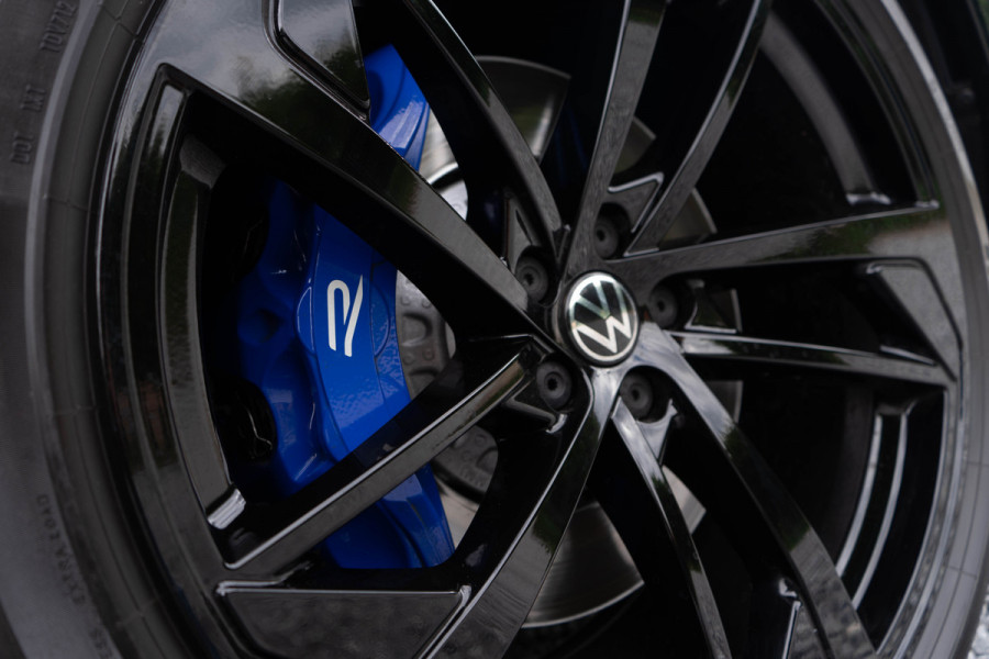 Volkswagen Touareg 3.0 TSI eHybrid 4MOTION R / 5 jaar Fabrieksgarantie/ Puglia/ DynAudio/ Head-up/ 360 Camera/  340kW