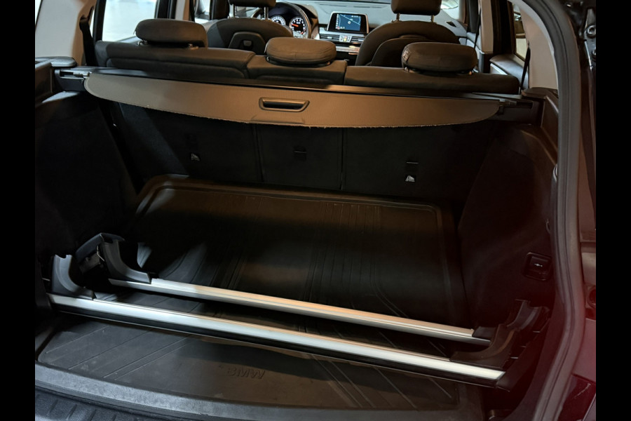 BMW 2 Serie Gran Tourer 218i Luxe Uitvoering|Elektrisch Achterklep|LED|Navi|Cruise|PDC