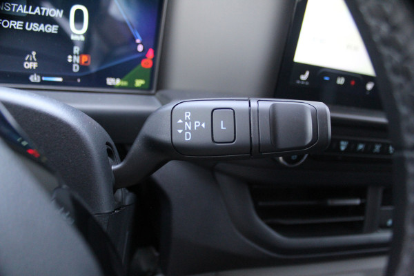 Ford E-Transit Custom 340 L2H1 Trend 71 kWh ELEKTRISCH ! Apple Carplay, Camera, Cruise Control, Metallic lak, Winter pakket: Stoel-, Stuur- en Voorraamverw., verwarming, Van € 46.340,- nu voor € 37.950,-