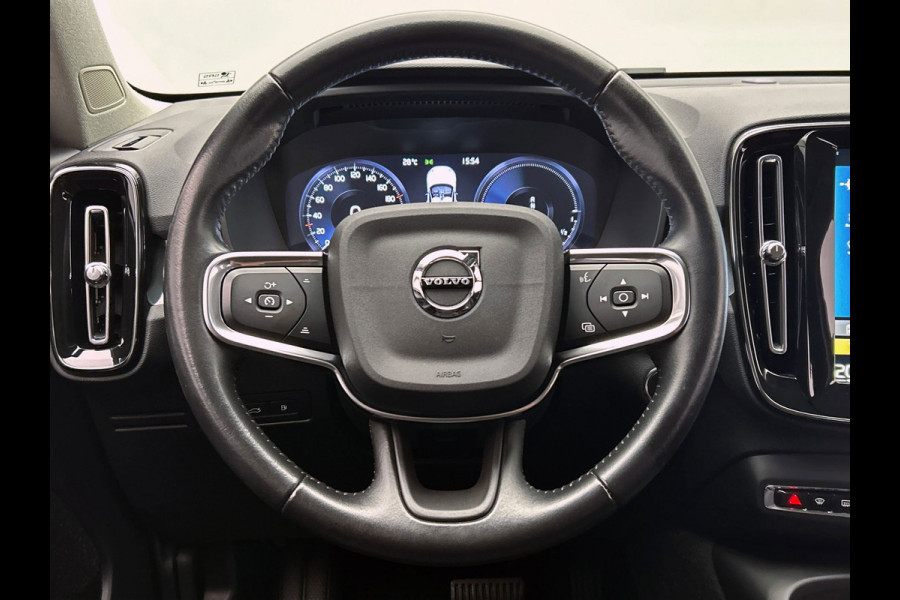Volvo XC40 1.5 T4 Recharge | Apple/Carplay | Elek. Kofferklep | Camera | 1e Eigenaar |