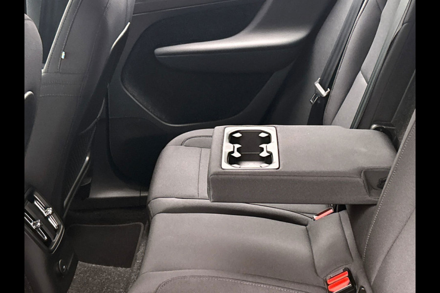 Volvo XC40 1.5 T4 Recharge | Apple/Carplay | Elek. Kofferklep | Camera | 1e Eigenaar |