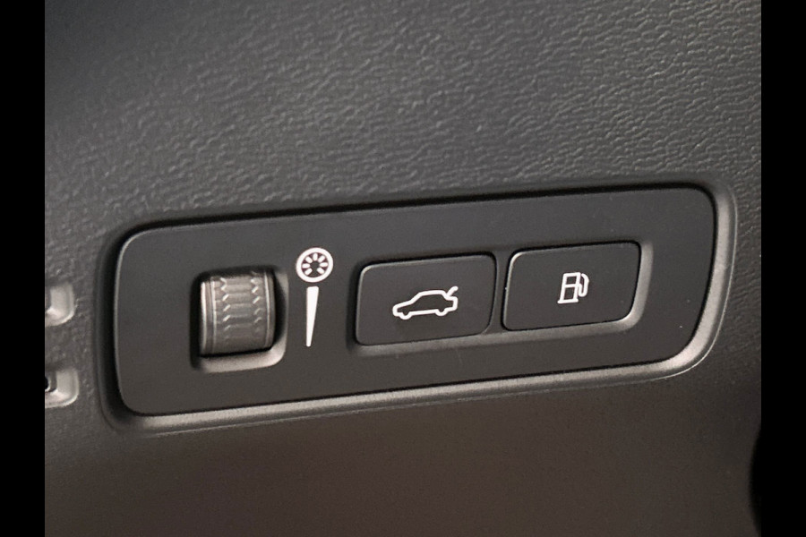 Volvo XC40 1.5 T4 Recharge | Apple/Carplay | Elek. Kofferklep | Camera | 1e Eigenaar |