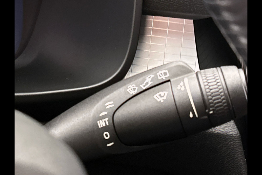 Volvo XC40 1.5 T4 Recharge | Apple/Carplay | Elek. Kofferklep | Camera | 1e Eigenaar |
