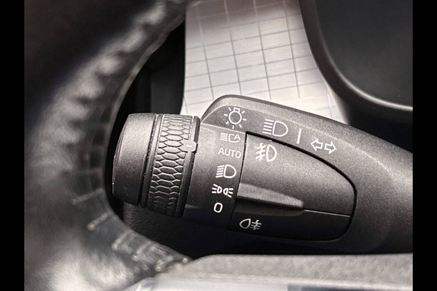 Volvo XC40 1.5 T4 Recharge | Apple/Carplay | Elek. Kofferklep | Camera | 1e Eigenaar |