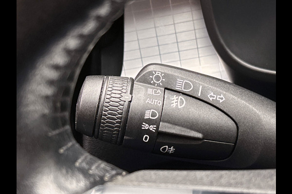 Volvo XC40 1.5 T4 Recharge | Apple/Carplay | Elek. Kofferklep | Camera | 1e Eigenaar |