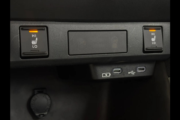 Mazda 2 Hybrid 1.5 Centre-line (NL-auto, Fabrieksgarantie, Navi, Carplay, StoelV, Camera, Addapt Cruise, Lane Assist, Etc)