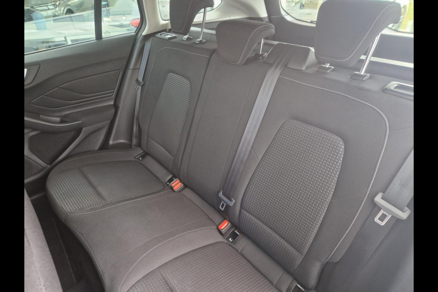 Ford FOCUS Wagon 1.0 EcoBoost Trend Edition Business Zeer nette auto |  Trekhaak |  Cruise | Navi | Parkeersensoren
