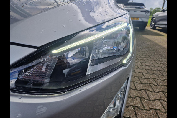 Ford FOCUS Wagon 1.0 EcoBoost Trend Edition Business Zeer nette auto |  Trekhaak |  Cruise | Navi | Parkeersensoren