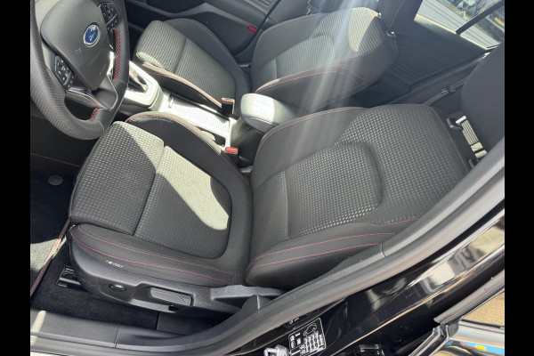 Ford FOCUS Wagon 1.0 EcoBoost Hybrid ST Line X 155pk | Driver Assistance Pack | Trekhaak afneembaar | AGR stoel | 18 inch Lichtmetaal | Winterpack