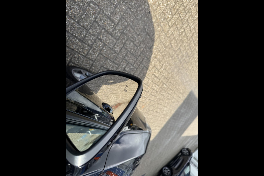 Ford FOCUS Wagon 1.0 EcoBoost Hybrid ST Line X 155pk | Driver Assistance Pack | Trekhaak afneembaar | AGR stoel | 18 inch Lichtmetaal | Winterpack