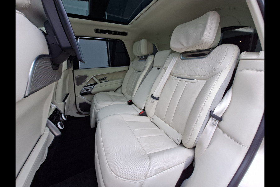 Land Rover Range Rover P510e SV PHEV 4WS 4xMassage Chauffeurspakket Signature Trekhaak Zonsondergang Goud Meridian