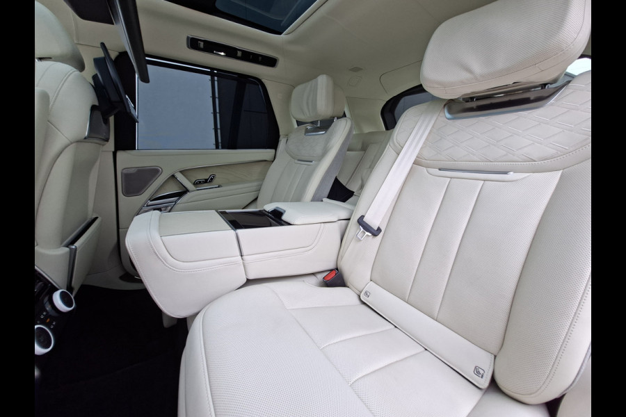 Land Rover Range Rover P510e SV PHEV 4WS 4xMassage Chauffeurspakket Signature Trekhaak Zonsondergang Goud Meridian