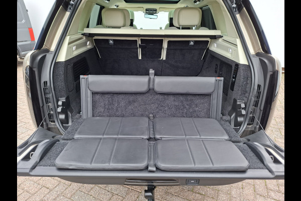 Land Rover Range Rover P510e SV PHEV 4WS 4xMassage Chauffeurspakket Signature Trekhaak Zonsondergang Goud Meridian