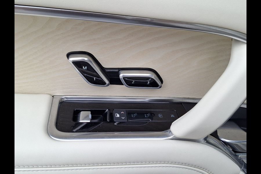 Land Rover Range Rover P510e SV PHEV 4WS 4xMassage Chauffeurspakket Signature Trekhaak Zonsondergang Goud Meridian