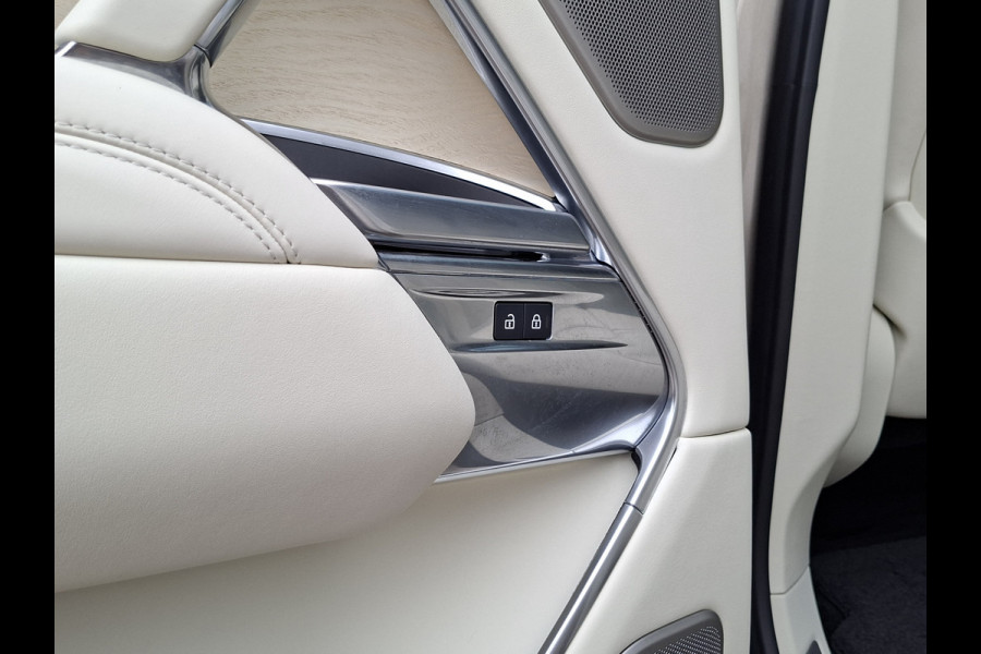 Land Rover Range Rover P510e SV PHEV 4WS 4xMassage Chauffeurspakket Signature Trekhaak Zonsondergang Goud Meridian