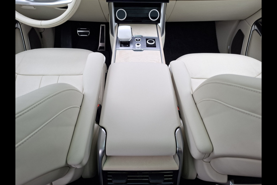 Land Rover Range Rover P510e SV PHEV 4WS 4xMassage Chauffeurspakket Signature Trekhaak Zonsondergang Goud Meridian