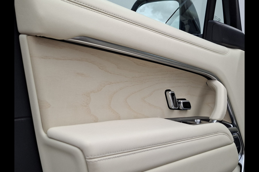 Land Rover Range Rover P510e SV PHEV 4WS 4xMassage Chauffeurspakket Signature Trekhaak Zonsondergang Goud Meridian