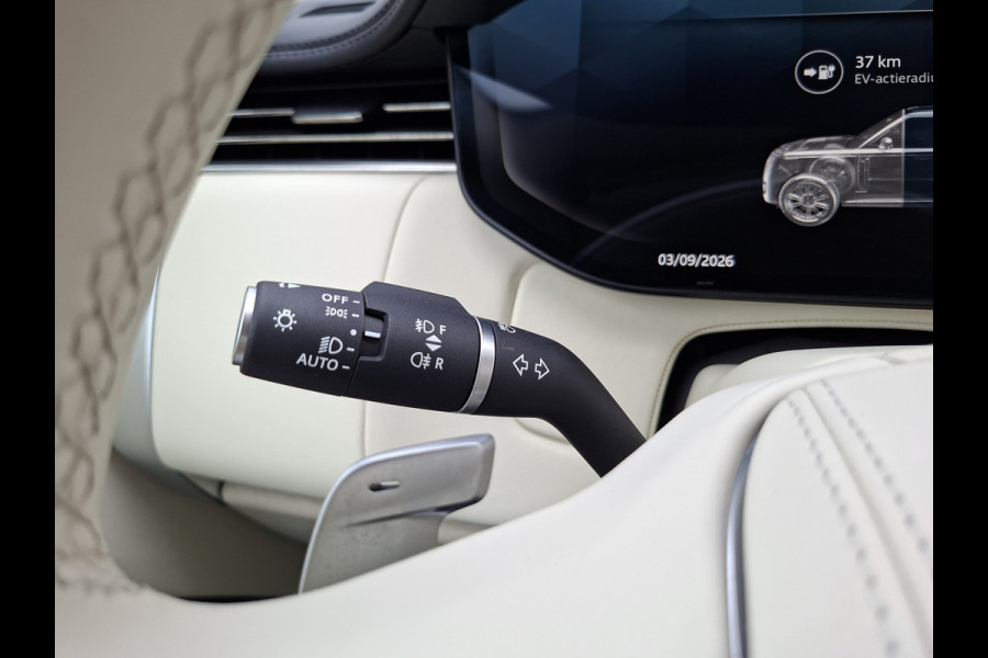 Land Rover Range Rover P510e SV PHEV 4WS 4xMassage Chauffeurspakket Signature Trekhaak Zonsondergang Goud Meridian
