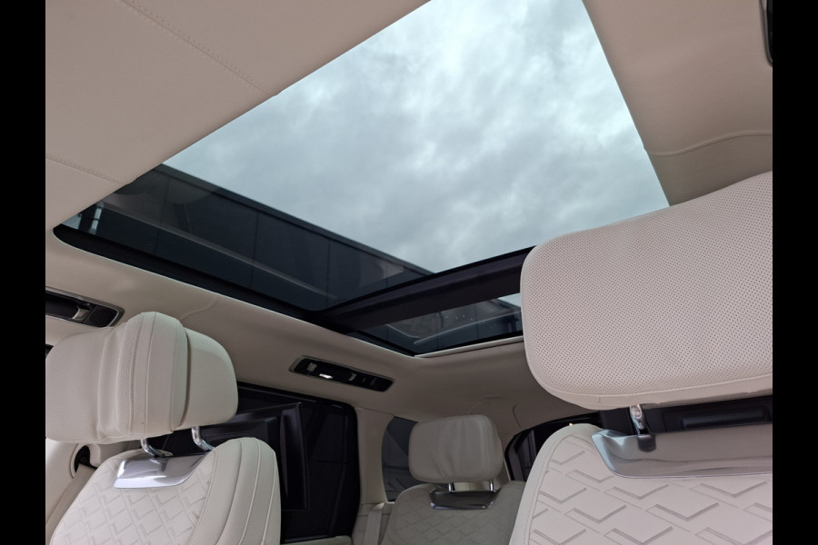 Land Rover Range Rover P510e SV PHEV 4WS 4xMassage Chauffeurspakket Signature Trekhaak Zonsondergang Goud Meridian