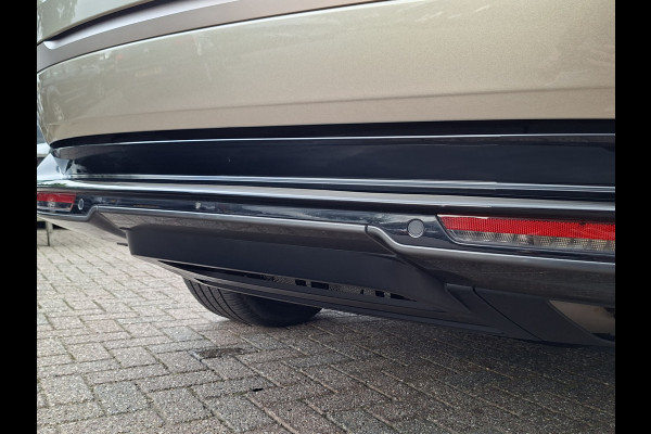 Land Rover Range Rover P510e SV PHEV 4WS 4xMassage Chauffeurspakket Signature Trekhaak Zonsondergang Goud Meridian