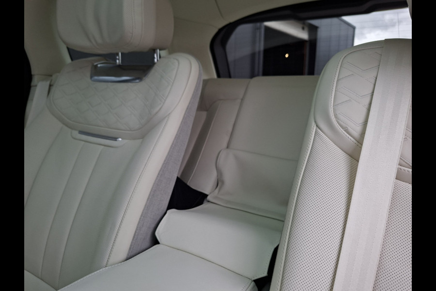 Land Rover Range Rover P510e SV PHEV 4WS 4xMassage Chauffeurspakket Signature Trekhaak Zonsondergang Goud Meridian