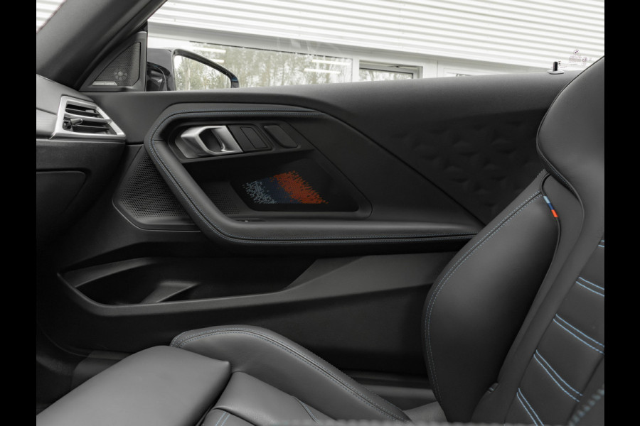 BMW 2 Serie Coupé M2 - Individual ''Voodoo Blue'' - Facelift - Carbon Dak - ACC