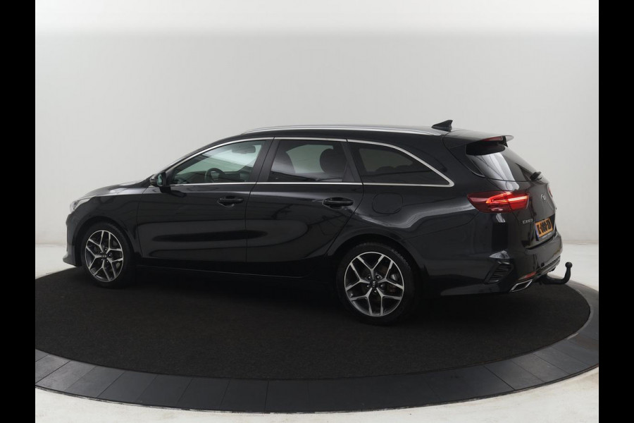Kia Ceed Sportswagon 1.5 T-GDi MHEV GT-Line Edition | Cruise control | Trekhaak | Camera | Park assist | Carplay | Climate control | Full LED | 17" velgen