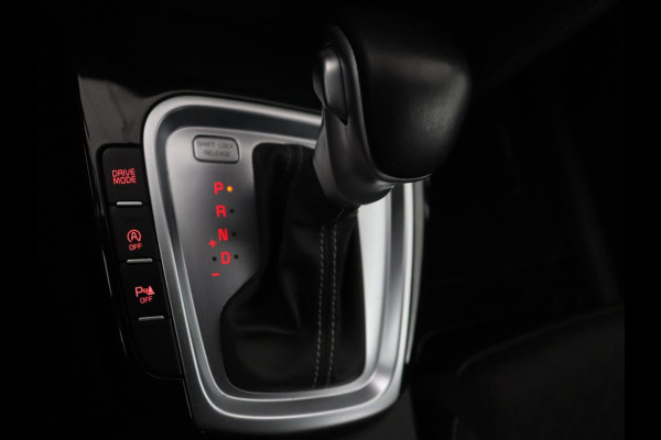 Kia Ceed Sportswagon 1.5 T-GDi MHEV GT-Line Edition | Cruise control | Trekhaak | Camera | Park assist | Carplay | Climate control | Full LED | 17" velgen
