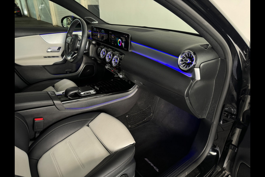 Mercedes-Benz A-Klasse 180 AMG Pano|Burmester|Sfeer|Camera|Dodehoek