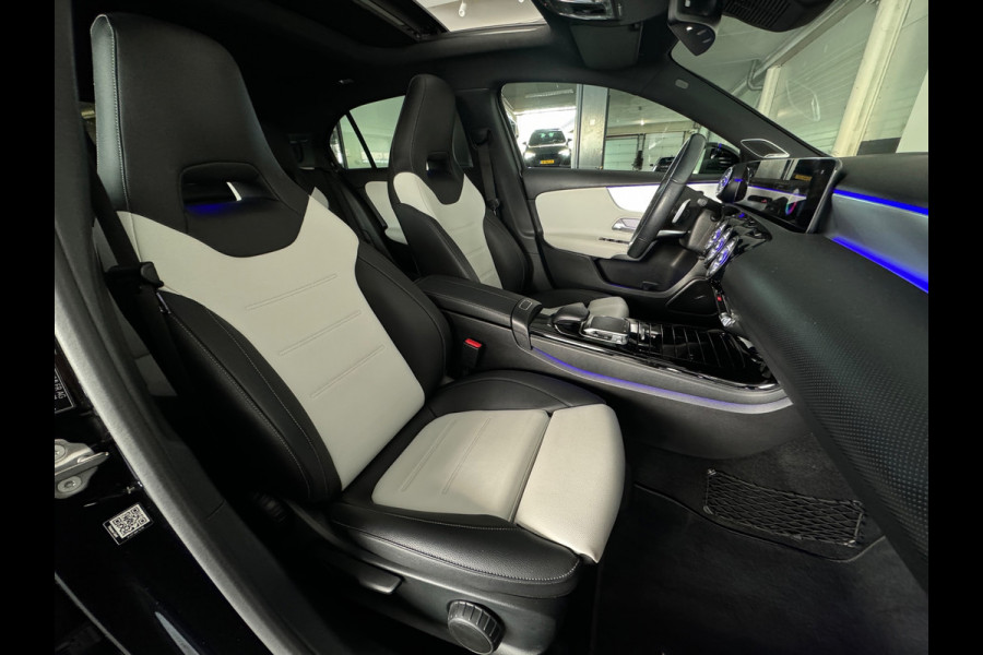 Mercedes-Benz A-Klasse 180 AMG Pano|Burmester|Sfeer|Camera|Dodehoek