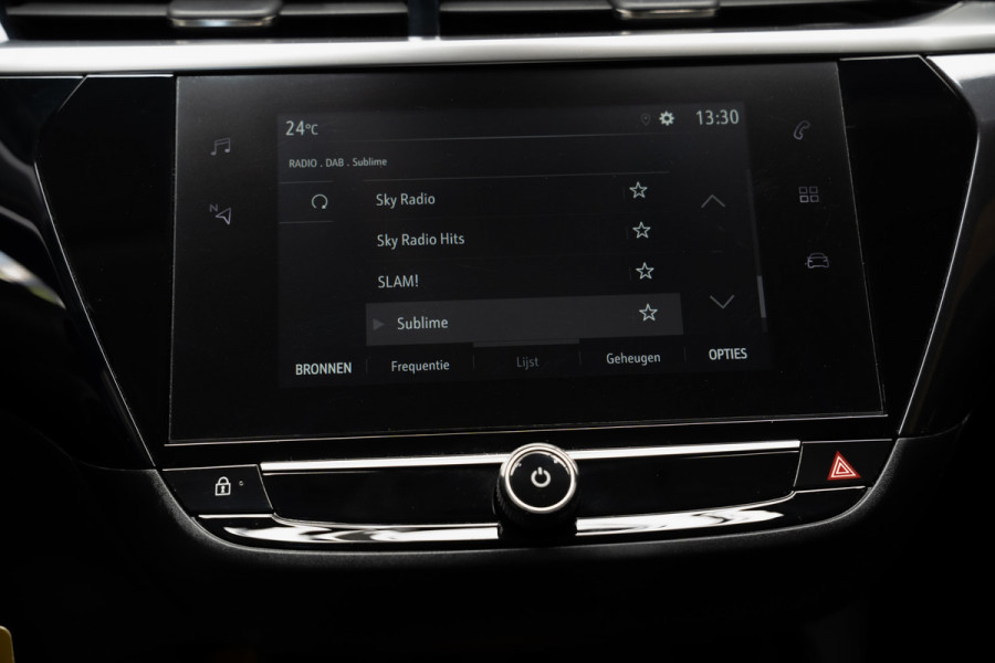 Opel Corsa 1.2 Navi Leer Climate Stoelverwarming Carplay PDC Bluetooth Cruise C. LM velgen BTW auto