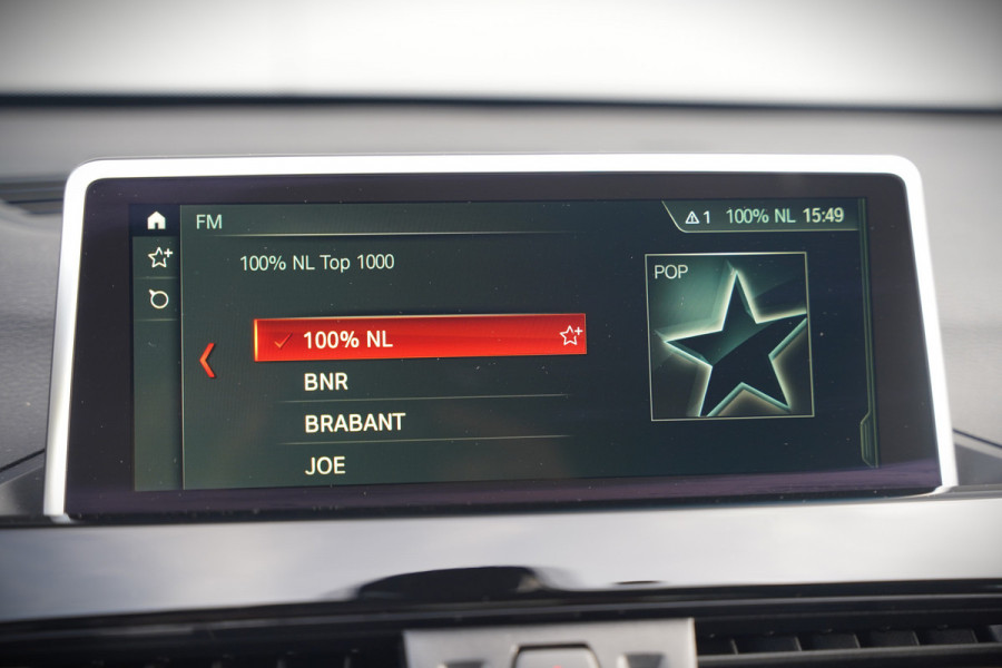 BMW X1 xDrive20i High Executive | Panoramadak | Head-Up Display | Stoelverwarming | HIFI | Camera | Leer | Trekhaak | Cruise Control | LED | Navigatie | NAP | Dealer Onderhouden | Automaat | Parkeersensoren | Climate Contro