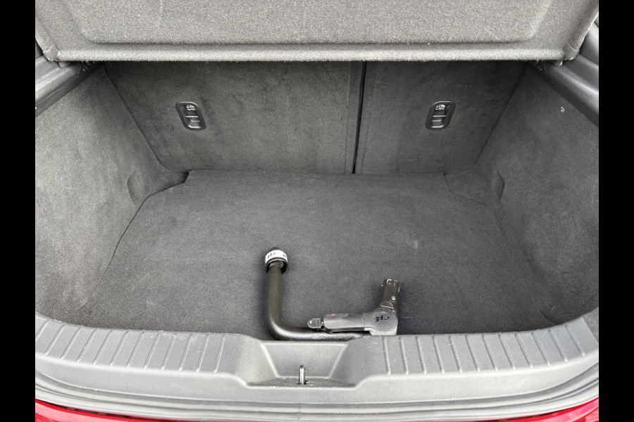 Mazda 3 2.0 e-SkyActiv-X M Hybrid 186 Luxury AFNEEMBARE TREKHAAK | BOSE | LEDER |