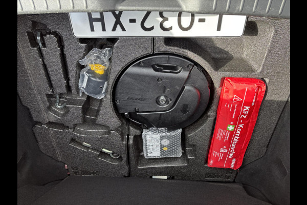 Mazda 3 2.0 e-SkyActiv-X M Hybrid 186 Luxury AFNEEMBARE TREKHAAK | BOSE | LEDER |