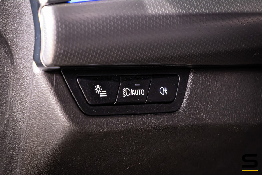 BMW X1 XDrive25e|M-sport|Comfort Access|Sportstoelen|LED