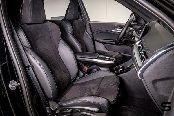 BMW X1 XDrive25e|M-sport|Comfort Access|Sportstoelen|LED